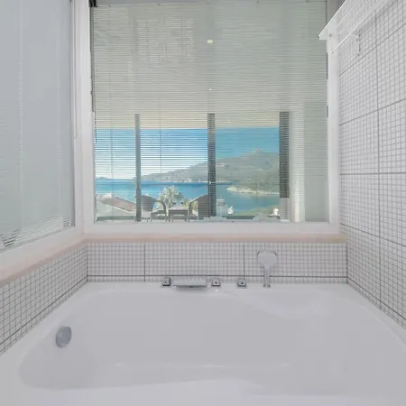 Vila Modern & Spacious In Kalamar Bay Kaş
