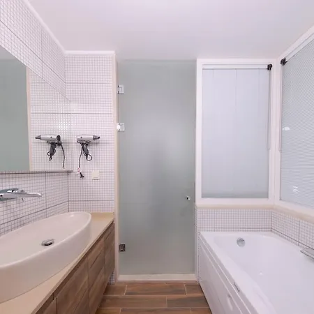 Modern & Spacious In Kalamar Bay Kaş