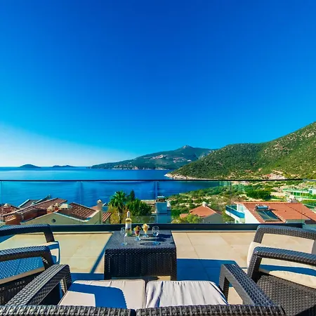 Modern & Spacious In Kalamar Bay Vila Kaş