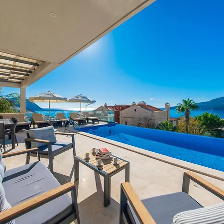 Modern & Spacious In Kalamar Bay