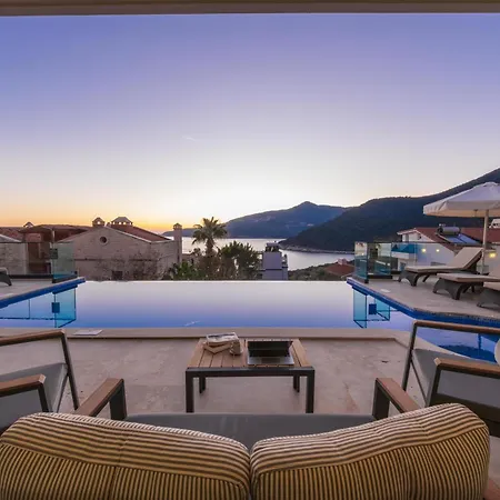 Modern & Spacious In Kalamar Bay *