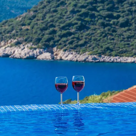 Modern & Spacious In Kalamar Bay *