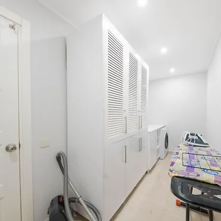 别墅 Modern & Spacious In Kalamar Bay