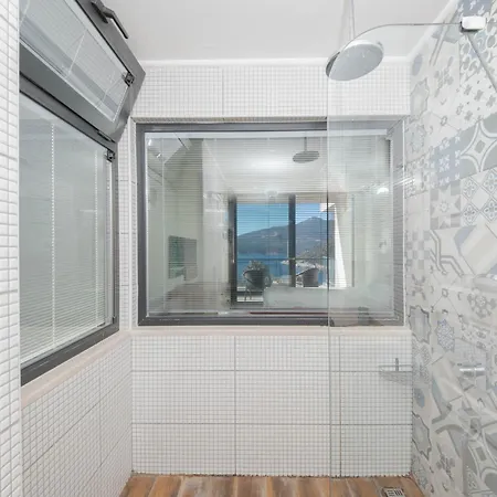 Modern & Spacious In Kalamar Bay * Kas