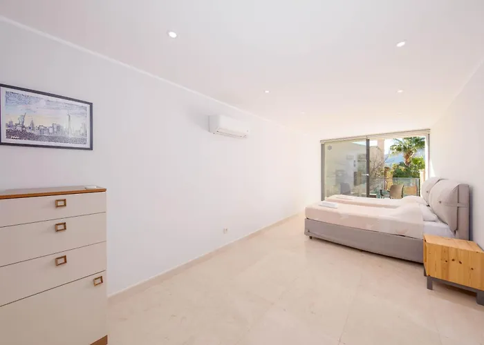 Modern & Spacious In Kalamar Bay 别墅 卡斯