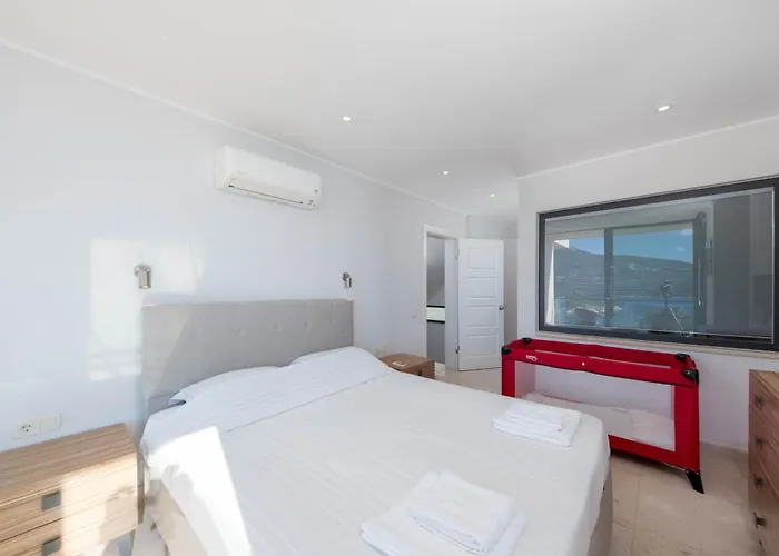 Modern & Spacious In Kalamar Bay 别墅 卡斯