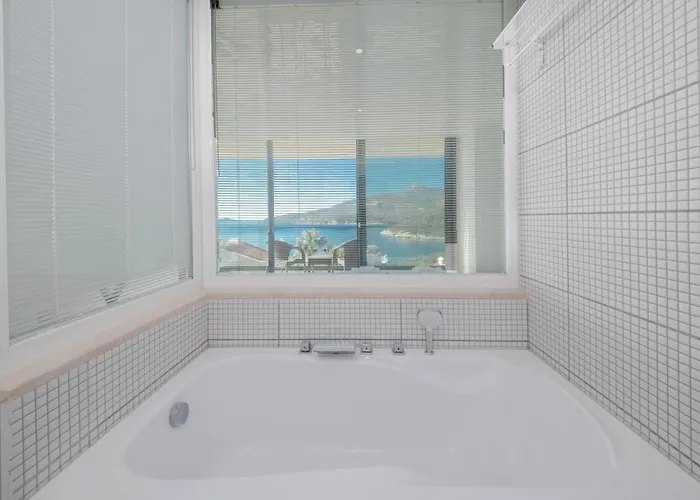 别墅 Modern & Spacious In Kalamar Bay 卡斯