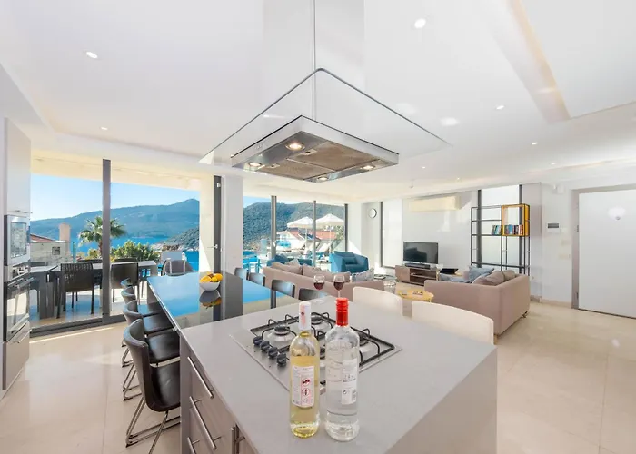 Modern & Spacious In Kalamar Bay 别墅