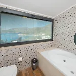 Modern & Spacious In Kalamar Bay *