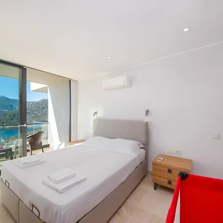 Villa Modern & Spacious In Kalamar Bay Kaş