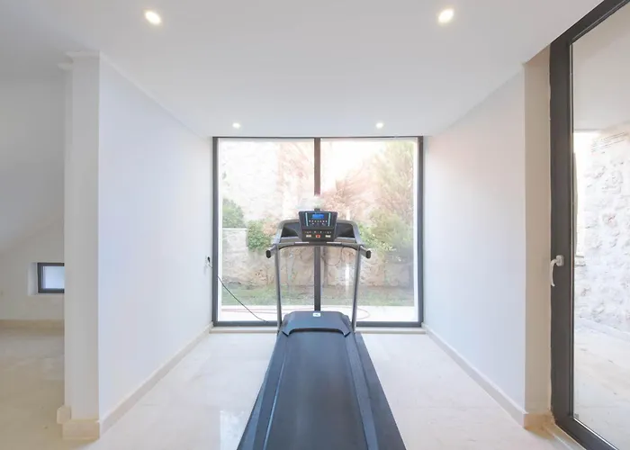 Villa Modern & Spacious In Kalamar Bay Kaş