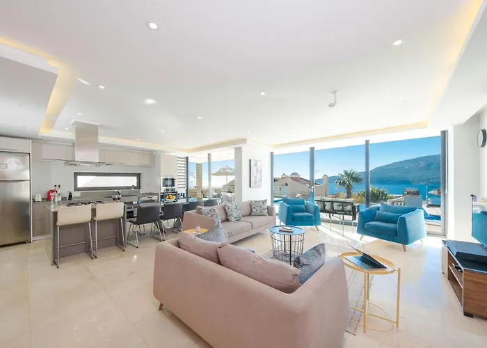 Modern & Spacious In Kalamar Bay