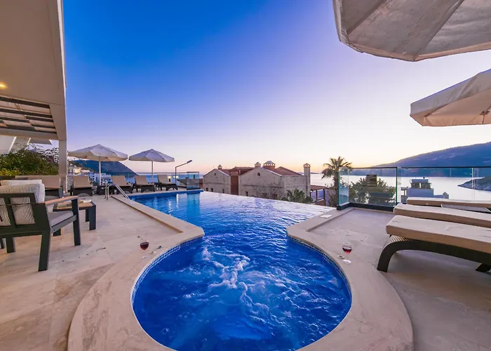 Villa Modern & Spacious In Kalamar Bay